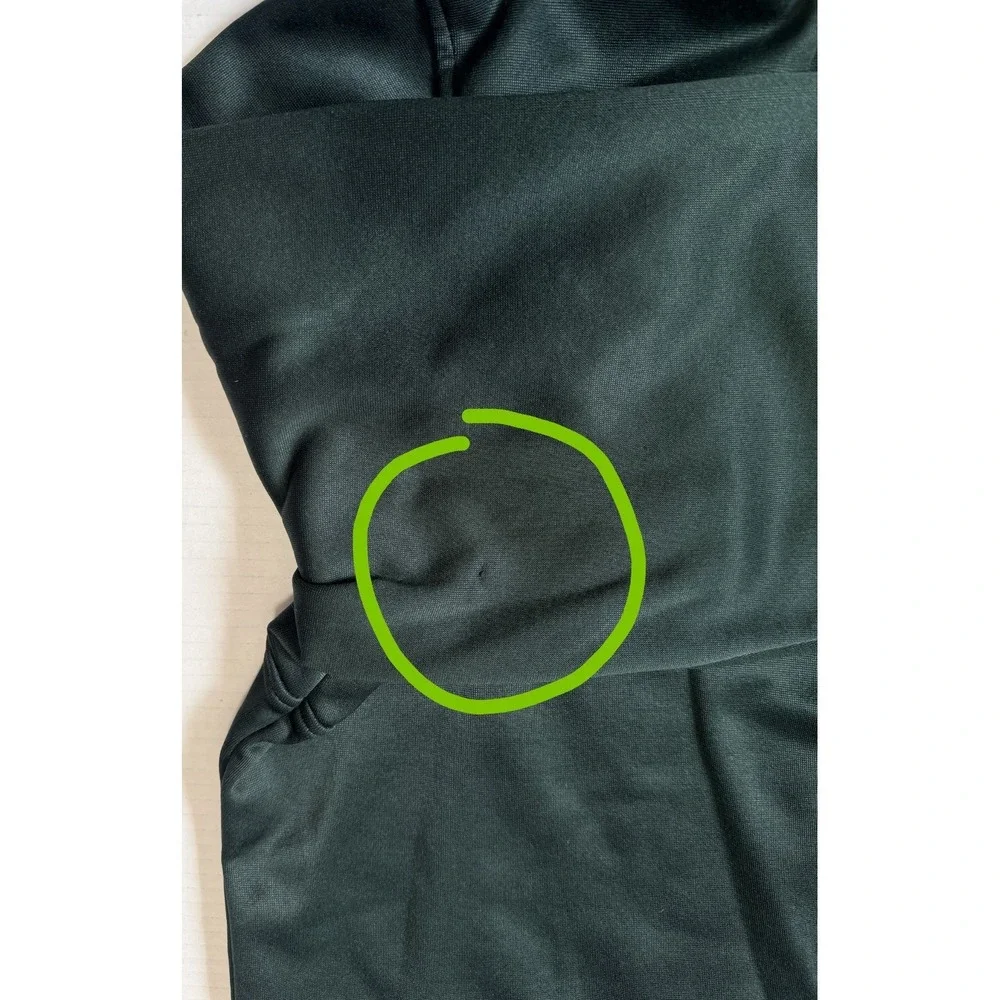 Lot 2 -UNDER ARMOUR - Men's 1/4 Zip Pullover Long Sleeve Hunting Shirt - X-Large